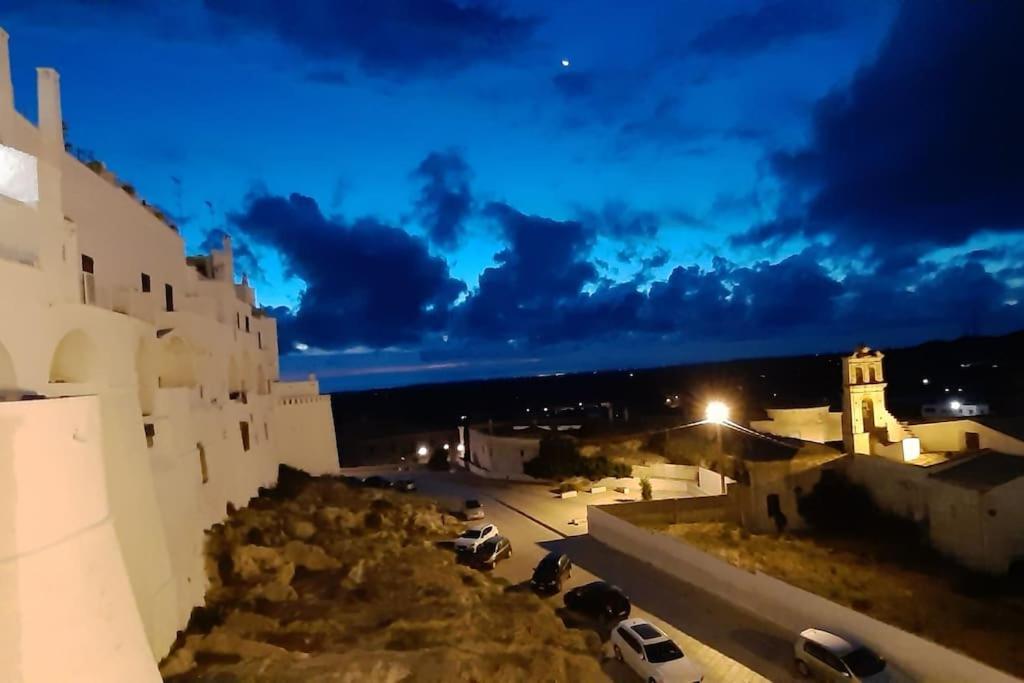 Che Vista!! Ostuni ,Sulle Bianche Mura Con Vista Mozzafiato Luaran gambar