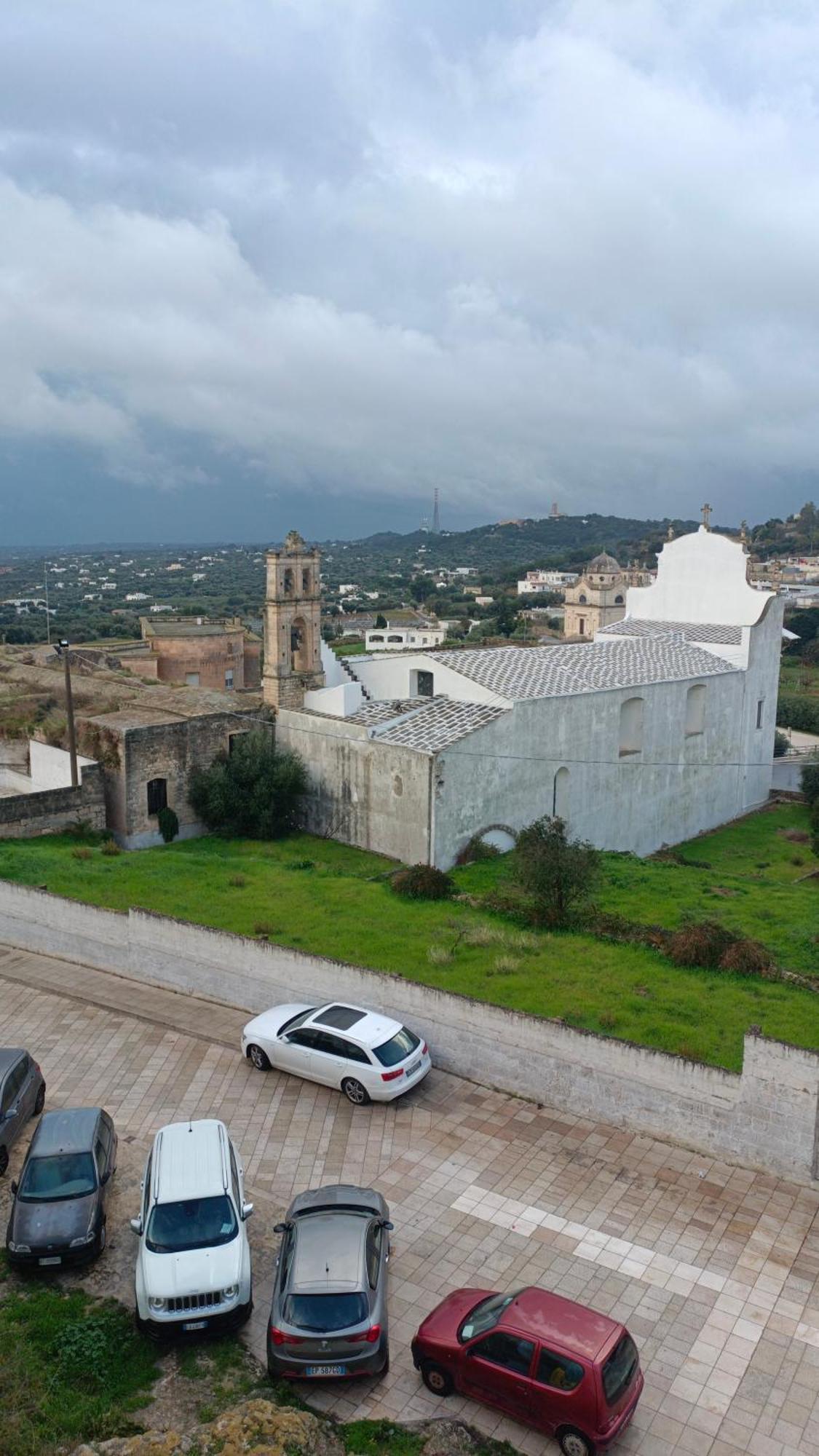 Che Vista!! Ostuni ,Sulle Bianche Mura Con Vista Mozzafiato Luaran gambar
